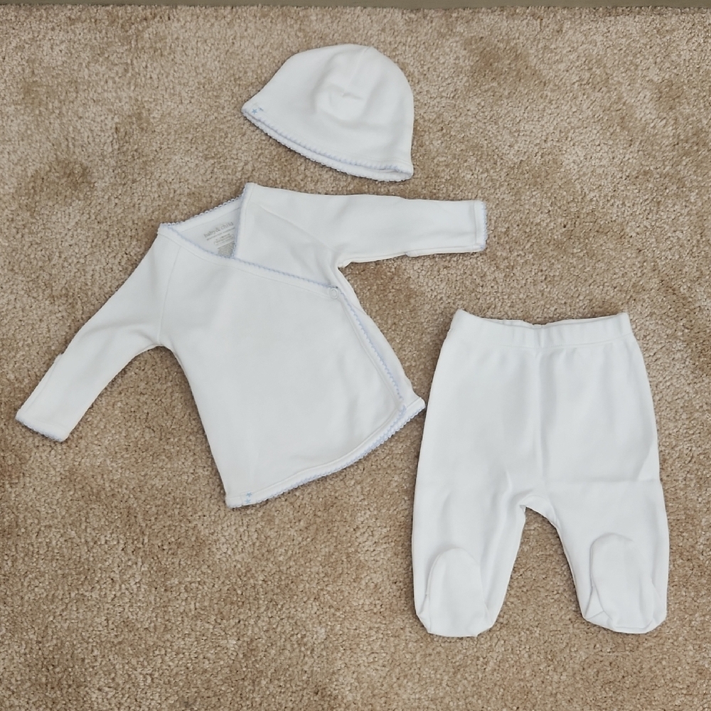 Restoration Hardware Baby Boy Outfit Set, Top, Pants And Hat Size 0 - 3 Months
